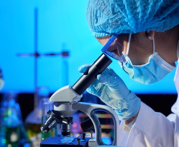DE-EXACT MEDICAL LABORATORY.